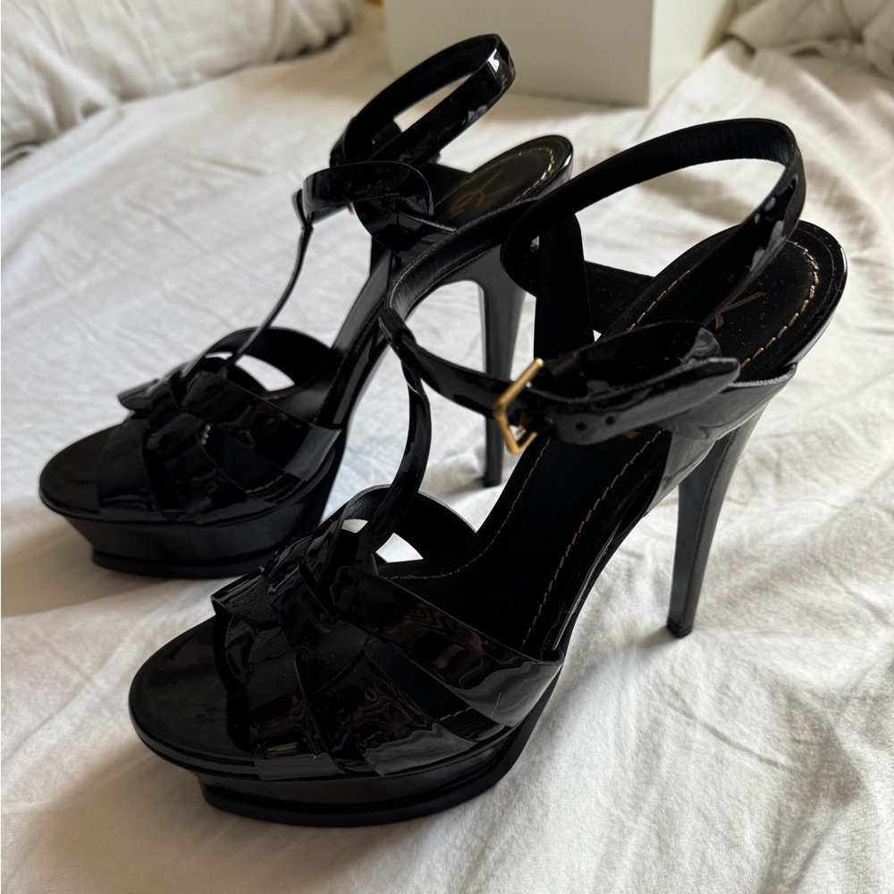 YSL Tribute 105 Sandal — Vitello Vernice Soft - Picture 2 of 9
